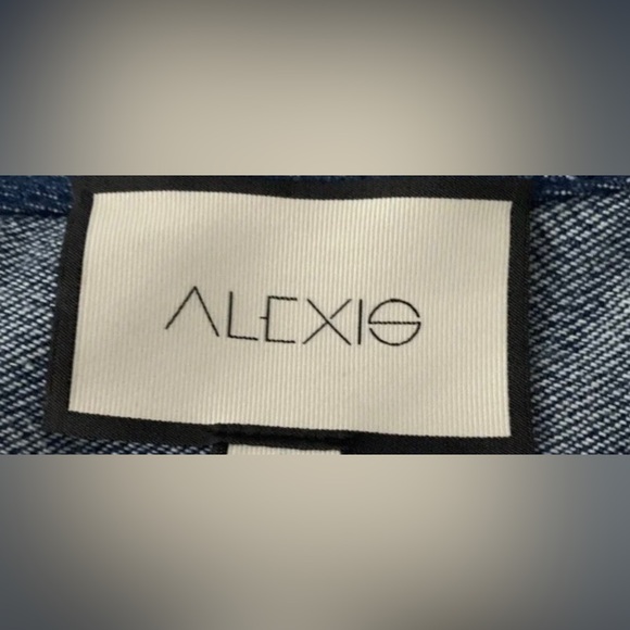 ALEXIS Denim Romper One Shoulder Asymmetrical Ruffle Jean Short JumpSuit BLAKELY - Picture 14 of 15